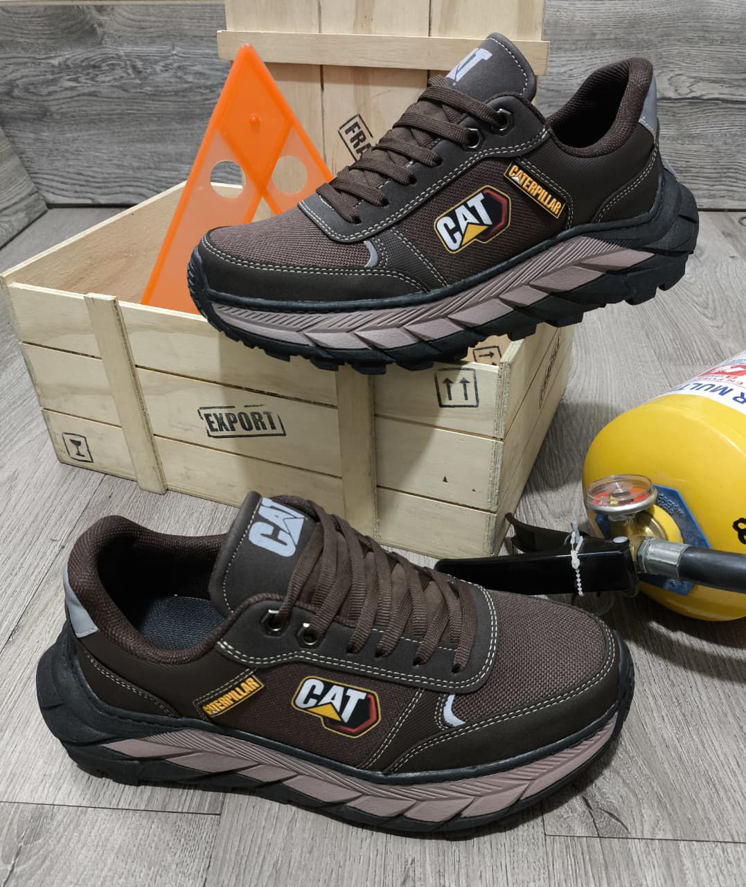 Zapatos C@T Urban Resist – Comodidad y Durabilidad para Uso Diario